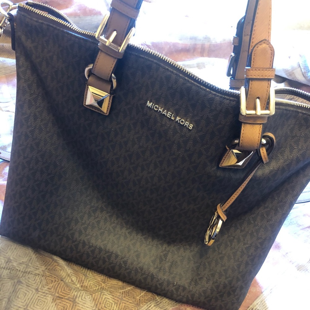 Michael Kors Tote